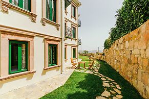 Cunda Esen Otel