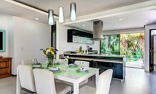 Acacia Condos
