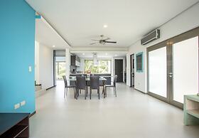 Acacia Condos