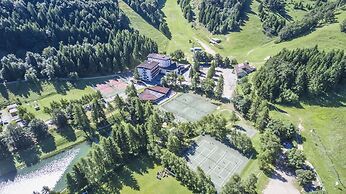 Hotel Bucaneve