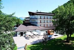 Hotel Bucaneve