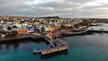 Galapagos Sunset Hotel