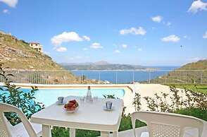 Aptera Paradise