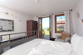 Cunda Labris Hotel