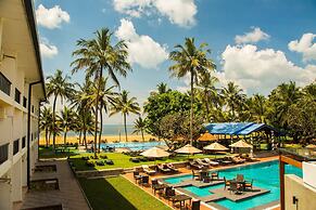 Camelot Beach Hotel
