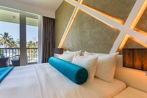 Camelot Beach Hotel