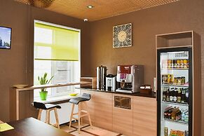 Voyage Hotel