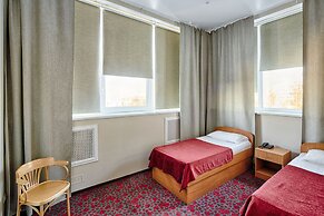Voyage Hotel