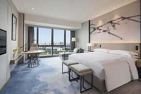 DoubleTree by Hilton Hotel Shenzhen Longhua