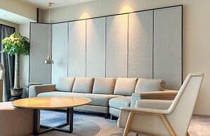 DoubleTree by Hilton Hotel Shenzhen Longhua