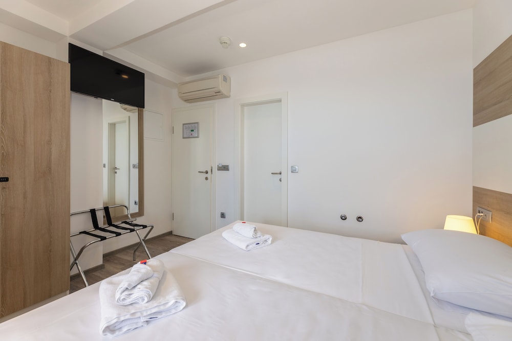 Hostel Sol