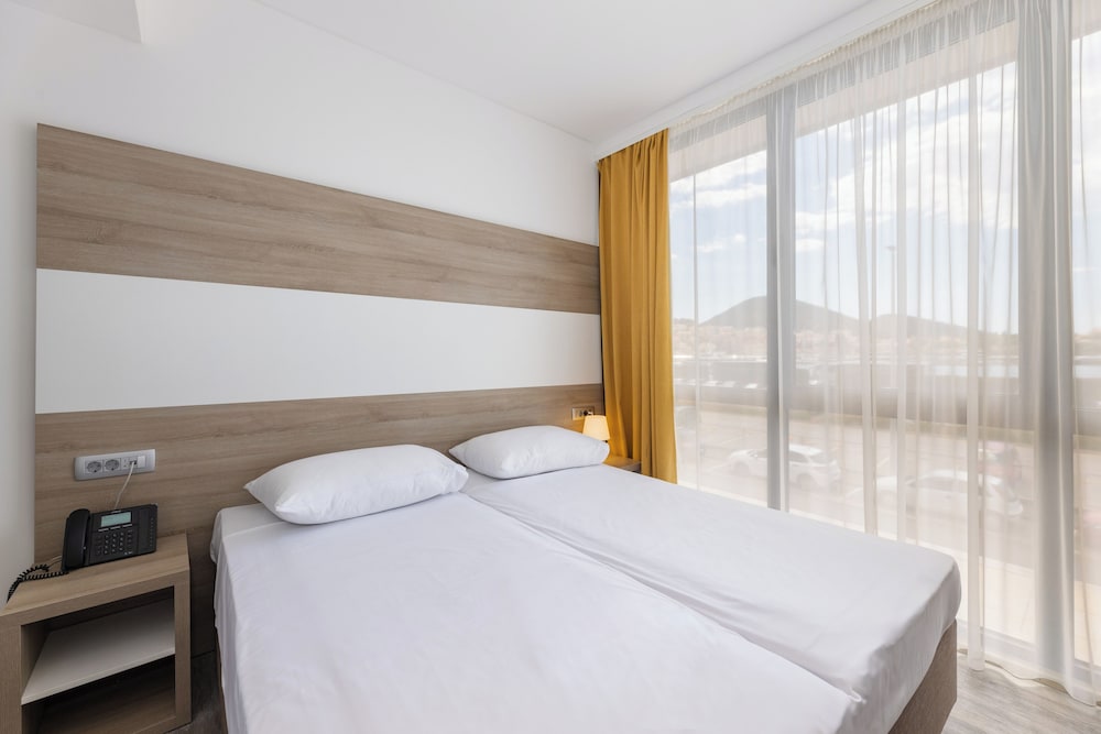 Hostel Sol