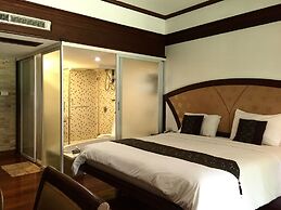 NH Elegant Hotel