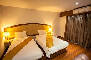 NH Elegant Hotel