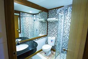 NH Elegant Hotel