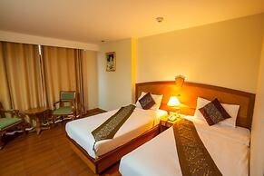 NH Elegant Hotel