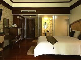 NH Elegant Hotel