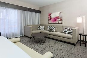 DoubleTree by Hilton Evansville