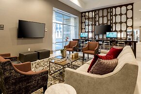 DoubleTree by Hilton Evansville