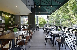 Aria Centra Hotel Surabaya