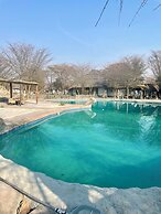 Pelican Lodge and Camping