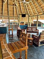 Pelican Lodge and Camping