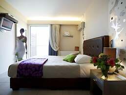 Belle Helene Hotel
