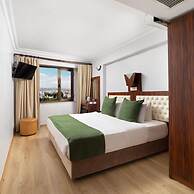 Elan Hotel