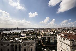 Elan Hotel