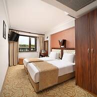 Elan Hotel