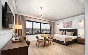 Elan Hotel