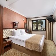 Elan Hotel