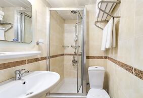Elan Hotel