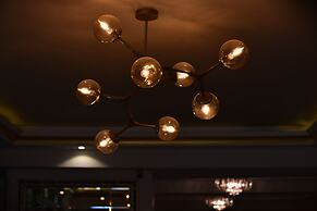 Elan Hotel