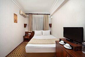 Elan Hotel
