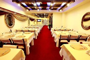 Elan Hotel