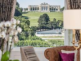 Schloß Schönbrunn Grand Suite