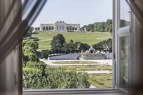 Schloß Schönbrunn Grand Suite