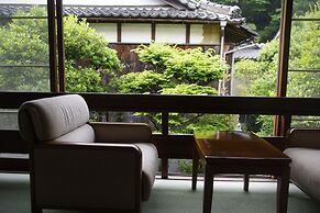 Kobayashiya