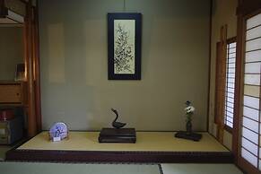 Kobayashiya