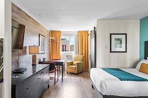 Auberge Shores Inn & Hotel