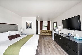 Auberge Shores Inn & Hotel