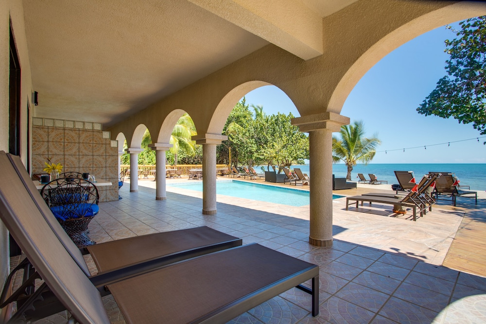Mariposa Belize Beach Resort