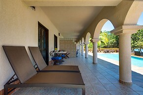 Mariposa Belize Beach Resort