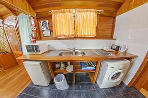 Kokopo Beach Bungalow Resort