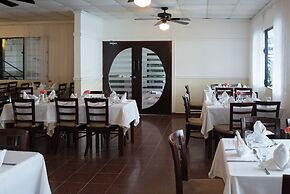 Hotel Versalles