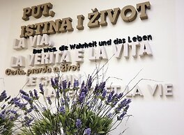 Hotel Leone