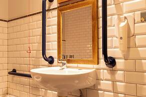 Greswolde Arms Hotel by Chef and Brewer Collection