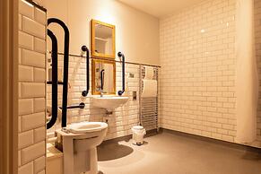 Greswolde Arms Hotel by Chef and Brewer Collection