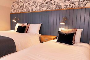 Greswolde Arms Hotel by Chef and Brewer Collection